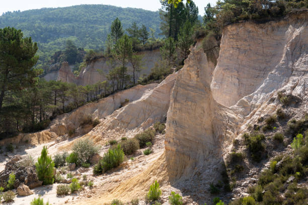 Le Colorado provençal est un ancien site d'exploitation de l'ocre
